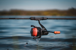 GIANTS FISHING NAVIJÁK DELUXE REEL FD 9000+CIEVKA 10000 ZDARMA!